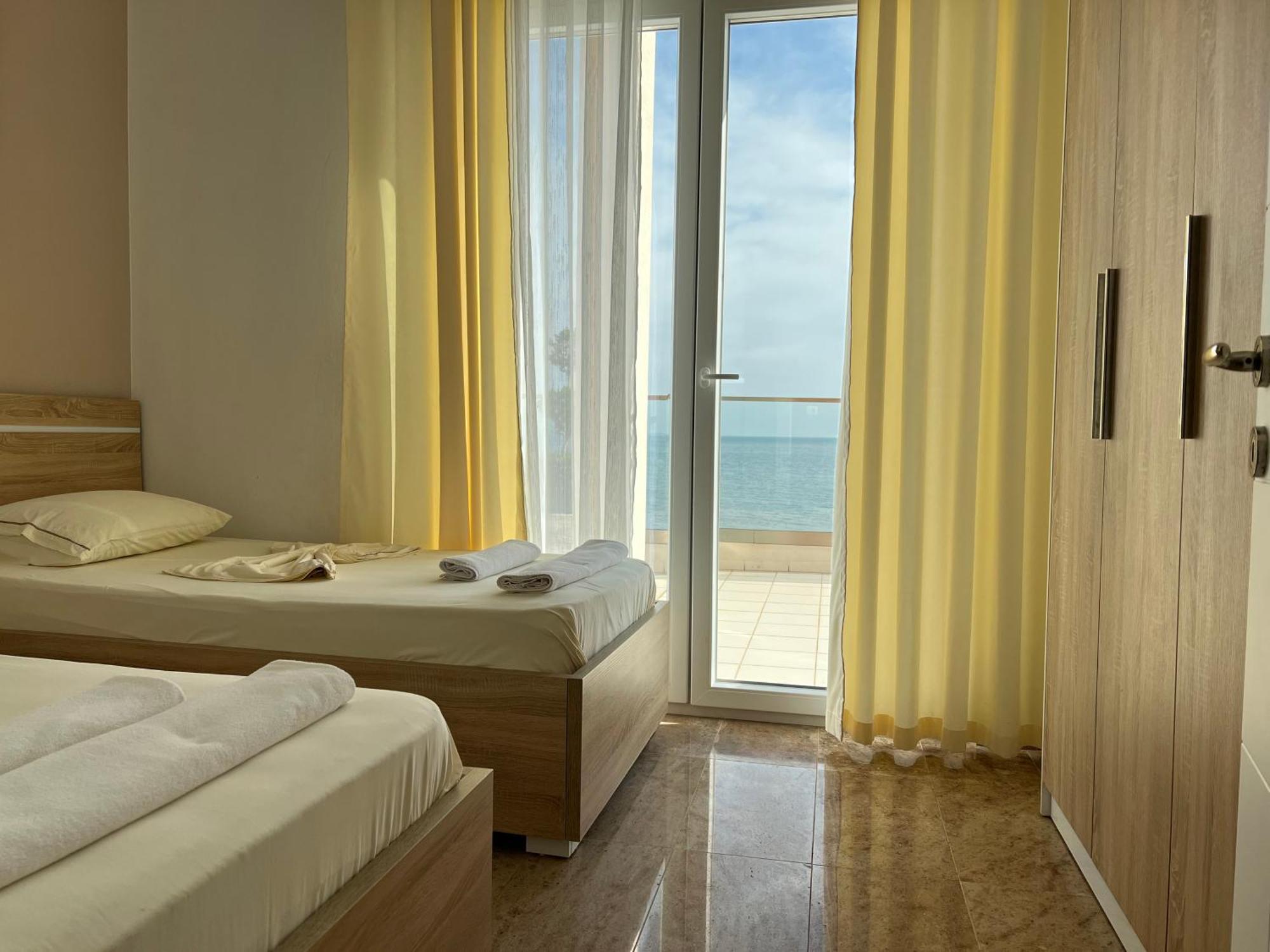 Elvin Deluxe Apartment Velipojë Екстериор снимка