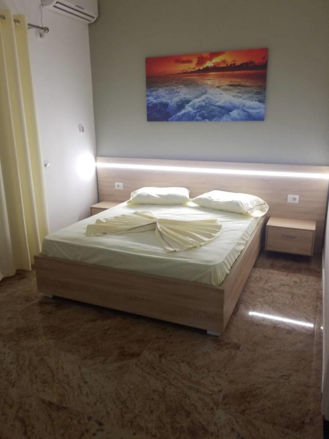 Elvin Deluxe Apartment Velipojë Екстериор снимка